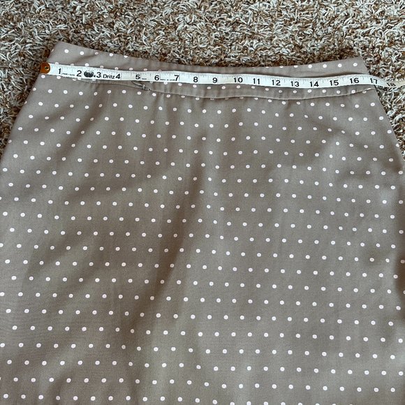 Women's Golf Outfit Skort and shirt - Picture 2 of 8